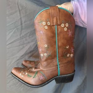 SHYANNE GIRLS' FLORAL EMBROIDERY WESTERN BOOTS - SNIP TOE size 1